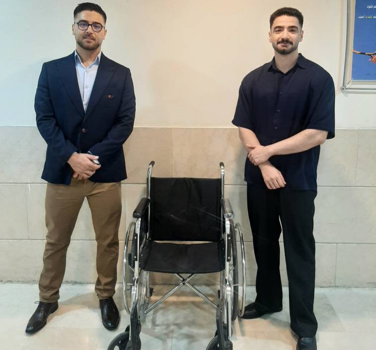 دانشجو