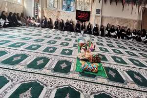 برگزاری مراسم عزاداری شهادت حضرت رقیه(س) در دانشکده دندانپزشکی 