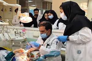 برگزاری کارگاه آموزشی ارائه خدمات سلامت دهان و دندان به افراد با نیازهای ویژه در دانشکده دندان پزشکی 