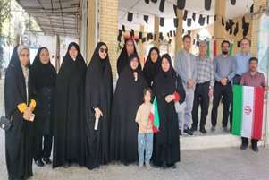 حضور کارکنان، دانشجویان و اساتید دانشکده دندانپزشکی شیراز در آیین غبارروبی و زیارت قبور شهدا