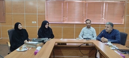 نشست صمیمانه سرپرست جدید دانشکده دندانپزشکی با روسای پیشین و اعضای شورای اداری کارکنان 